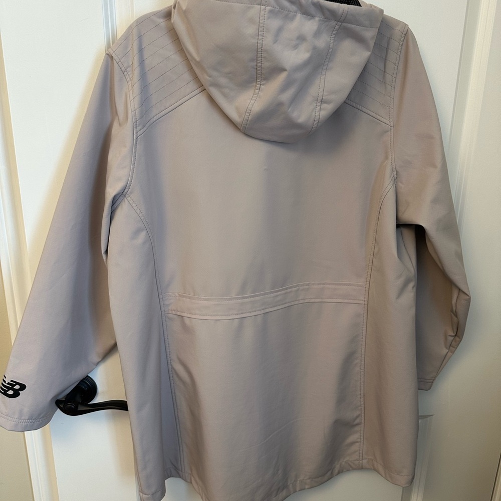 New Balance Hooded Jacket - Picture 3 of 4